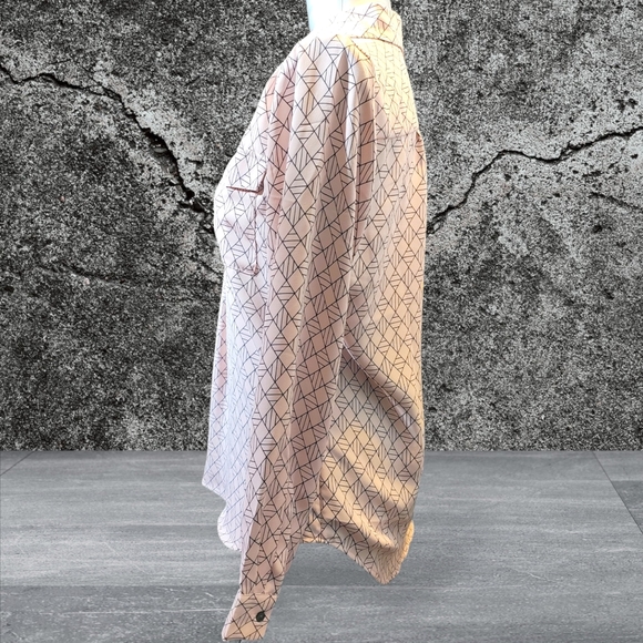 ANN TAYLOR | ✨ Black & White Geometric Patterned Blouse | NWOT ✨ size S - Picture 4 of 10